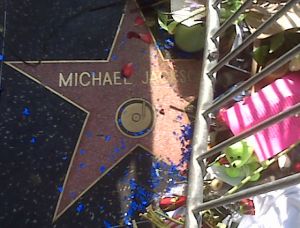 Michael_Jackson_Star_on_Hollywood_Blvd_(cropped)